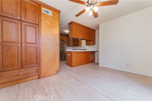 Condominium, 1201 California st, Orange, CA 92867 - 6