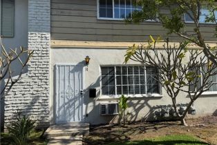 Condominium, 1201  N California ST, Orange, CA  Orange, CA 92867