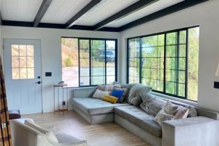 Single Family Residence, 9552 Ventura way, Chatsworth, CA 91311 - 4