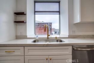 Condominium, 35 Raymond, Pasadena, CA 91103 - 7