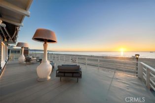 Single Family Residence, 1000 The Strand, Manhattan Beach, CA 90266 - 3