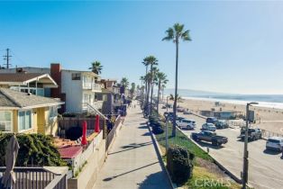 Residential Income, 4210 The Strand, Manhattan Beach, CA 90266 - 5