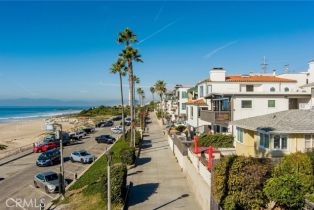 Residential Income, 4210 The Strand, Manhattan Beach, CA 90266 - 6