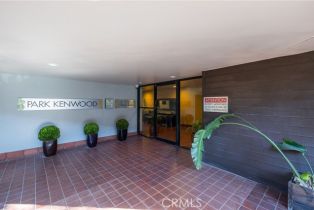 Condominium, 412 Kenwood st, Glendale, CA 91206 - 3
