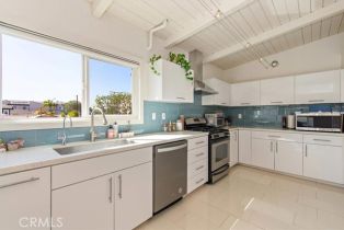 Single Family Residence, 1600 Wollacott st, Redondo Beach, CA 90278 - 2