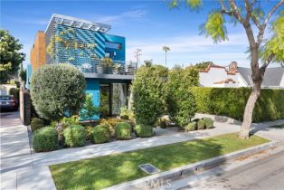 Single Family Residence, 8835 Rosewood AVE, West Hollywood , CA  West Hollywood , CA 90048