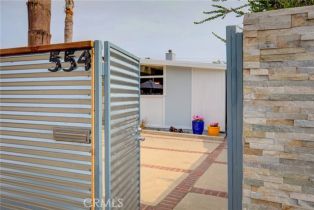 Single Family Residence, 554 Rosecrans AVE, Manhattan Beach, CA  Manhattan Beach, CA 90266