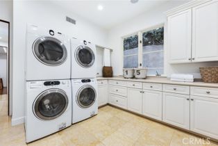 Single Family Residence, 212 John st, Manhattan Beach, CA 90266 - 59