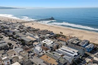 Condominium, 125 15th st, Manhattan Beach, CA 90266 - 4
