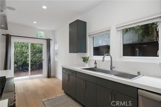 Single Family Residence, 3308 Pacific ave, Manhattan Beach, CA 90266 - 10