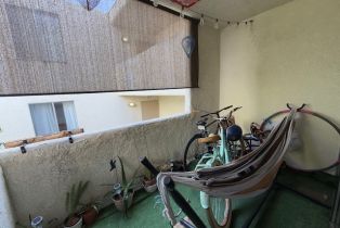 Condominium, 5325 Newcastle ave, Encino, CA 91316 - 18