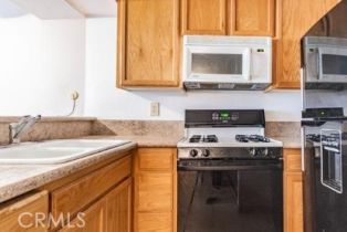 Condominium, 5325 Newcastle ave, Encino, CA 91316 - 4