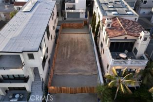 , 437 29th st, Manhattan Beach, CA 90266 - 4