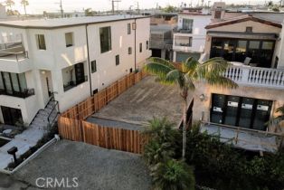 Land, 437 29th ST, Manhattan Beach, CA  Manhattan Beach, CA 90266