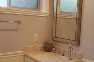 Apartment, 3315 Strongs dr, Venice, CA 90292 - 3