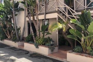 Apartment, 3315 Strongs dr, Venice, CA 90292 - 7