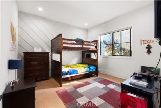 Single Family Residence, 4517 Stansbury ave, Sherman Oaks, CA 91423 - 29