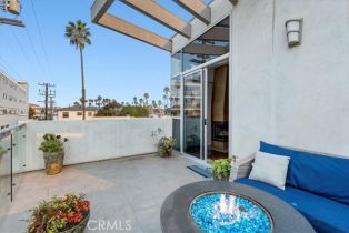 Townhouse, 110 Avenue B, Redondo Beach, CA 90277 - 8