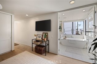 Single Family Residence, 449 34th st, Manhattan Beach, CA 90266 - 34