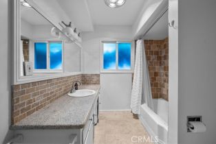 Single Family Residence, 408 Avenida Mirola, Palos Verdes Estates, CA 90274 - 17