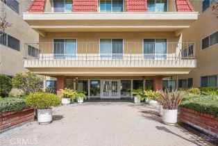 Condominium, 5845 Doverwood dr, Culver City, CA 90230 - 4