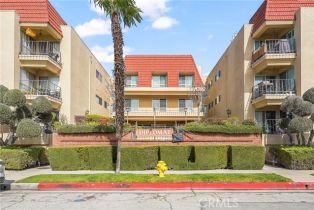 Condominium, 5845 Doverwood DR, Culver City, CA  Culver City, CA 90230