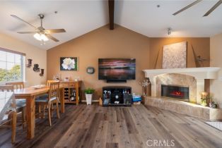 Condominium, 2512 Gates ave, Redondo Beach, CA 90278 - 7