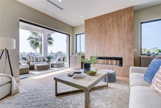 Single Family Residence, 641 Gertruda ave, Redondo Beach, CA 90277 - 5