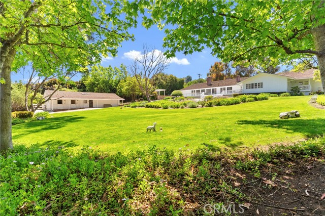 Single Family Residence, 2 Eucalyptus ln, Rolling Hills, CA 90274 - 1