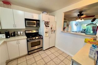 Condominium, 18350 Hatteras st, Tarzana, CA 91356 - 12