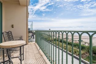 Single Family Residence, 2420 The Strand, Manhattan Beach, CA 90266 - 17