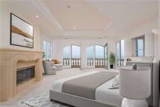 Single Family Residence, 2420 The Strand, Manhattan Beach, CA 90266 - 49