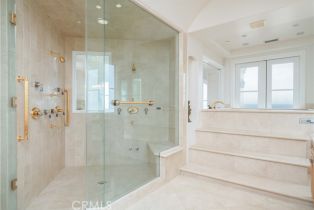 Single Family Residence, 2420 The Strand, Manhattan Beach, CA 90266 - 53