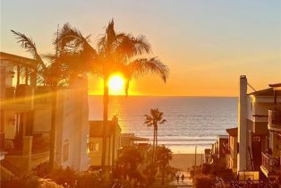 Condominium, 323 31st ST, Manhattan Beach, CA  Manhattan Beach, CA 90266