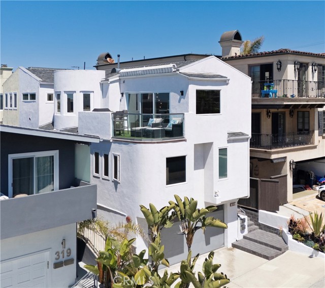 Condominium, 323 31st st, Manhattan Beach, CA 90266 - 1