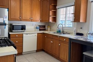 Single Family Residence, 15926 Manhattan pl, Gardena, CA 90247 - 9