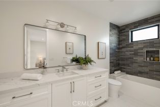 Single Family Residence, 1820 9th st, Manhattan Beach, CA 90266 - 65