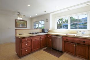 Single Family Residence, 4 Chesterfield rd, Rolling Hills, CA 90274 - 12