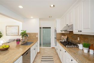 Single Family Residence, 105 Via Capay, Palos Verdes Estates, CA 90274 - 31
