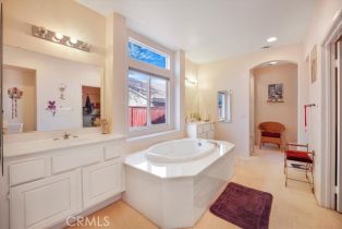 Single Family Residence, 39278 Via Belleza, Murrieta, CA 92563 - 17