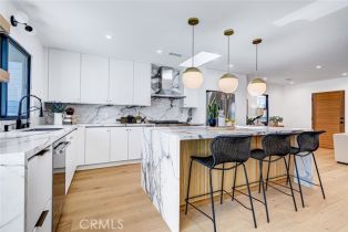 Single Family Residence, 2100 Wendy way, Manhattan Beach, CA 90266 - 16