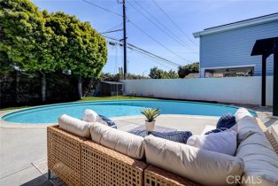 Single Family Residence, 2100 Wendy way, Manhattan Beach, CA 90266 - 36