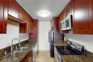 Condominium, 5460 White Oak ave, Encino, CA 91316 - 2