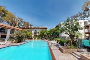 Condominium, 5460 White Oak ave, Encino, CA 91316 - 9