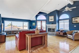 Condominium, 718 Juanita ave, Redondo Beach, CA 90277 - 5