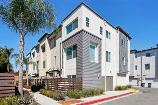 Condominium, 14035 Zirconia LN, Gardena, CA  Gardena, CA 90247