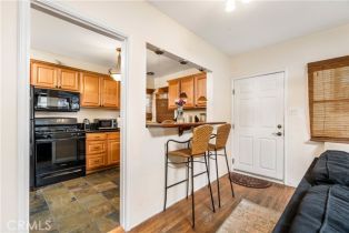 Residential Income, 3104 Ocean dr, Manhattan Beach, CA 90266 - 8