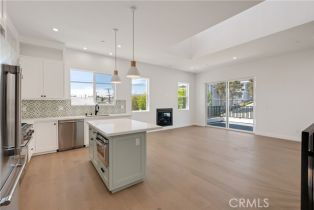 Condominium, 2100 Carnegie ln, Redondo Beach, CA 90278 - 9