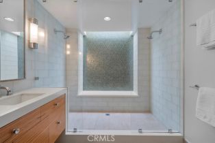 Single Family Residence, 207 N Dianthus st, Manhattan Beach, CA 90266 - 24