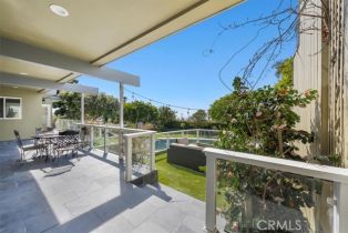 Single Family Residence, 207 N Dianthus st, Manhattan Beach, CA 90266 - 36